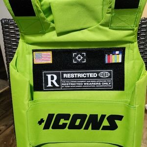 Icons green vest